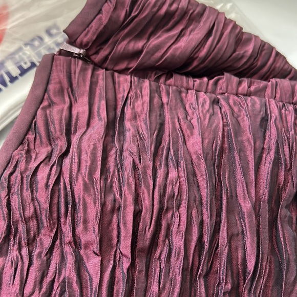 Pronovias Barcelona Dark Purple / Burgundy one shoulder long dress - Picture 5 of 13